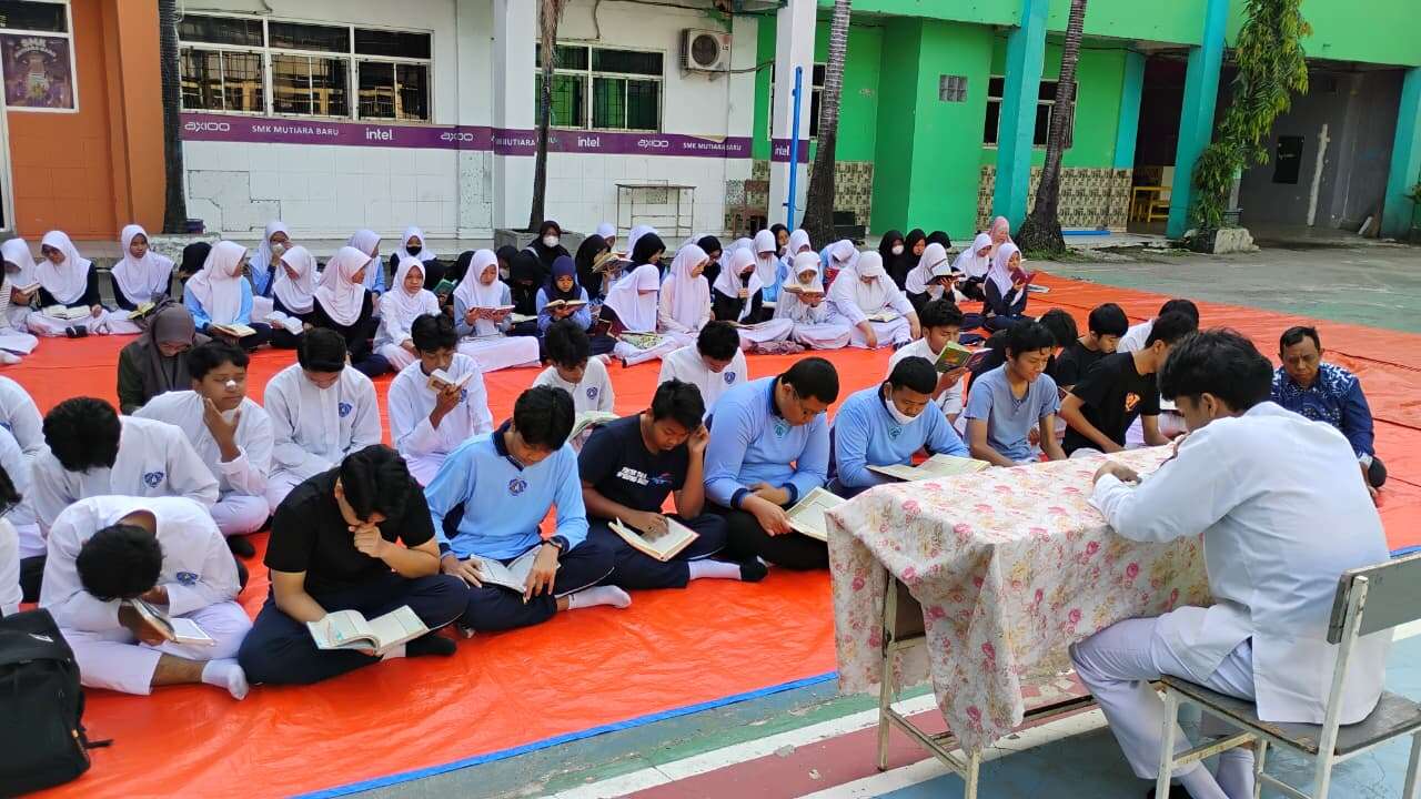 Kegiatan Muroja'ah dan Senam Pagi Jum'at